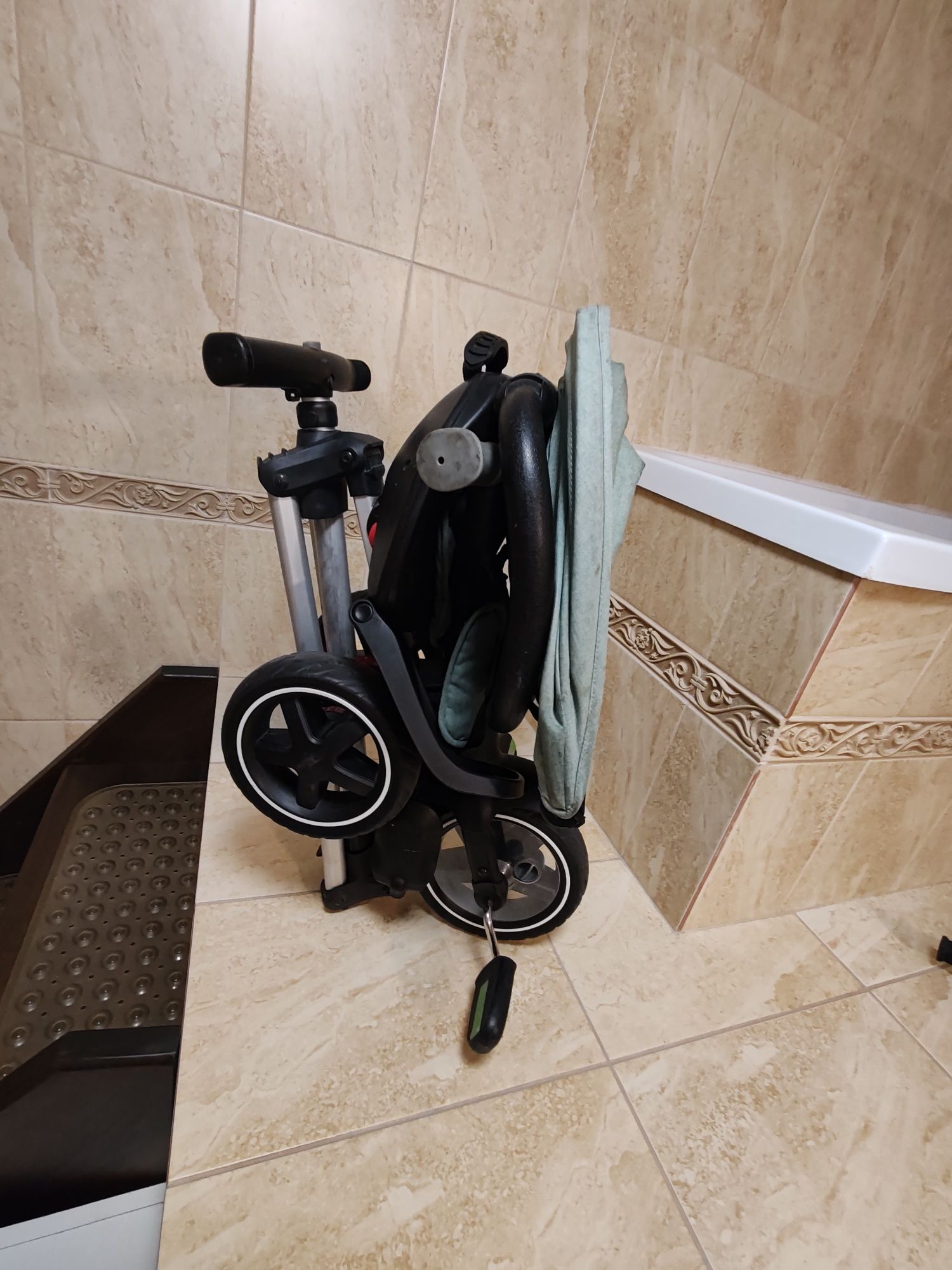 Tricicleta Ultra pliabila QPLAY