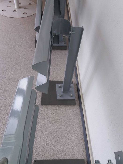 Parapet rutier si accesorii pentru parapet drum conform STAS1948 zinca