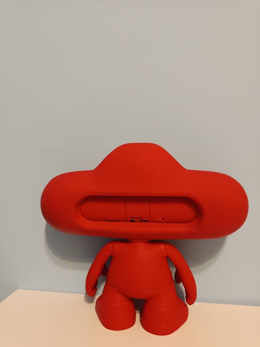 Beats Pill + Dude Stand ЛИМИТИРАНА СЕРИЯ