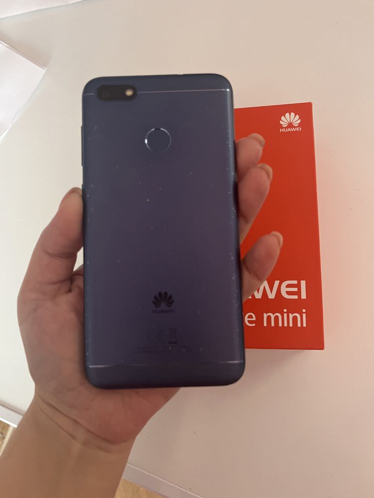 Продам телефон хуавей P9 lite mini