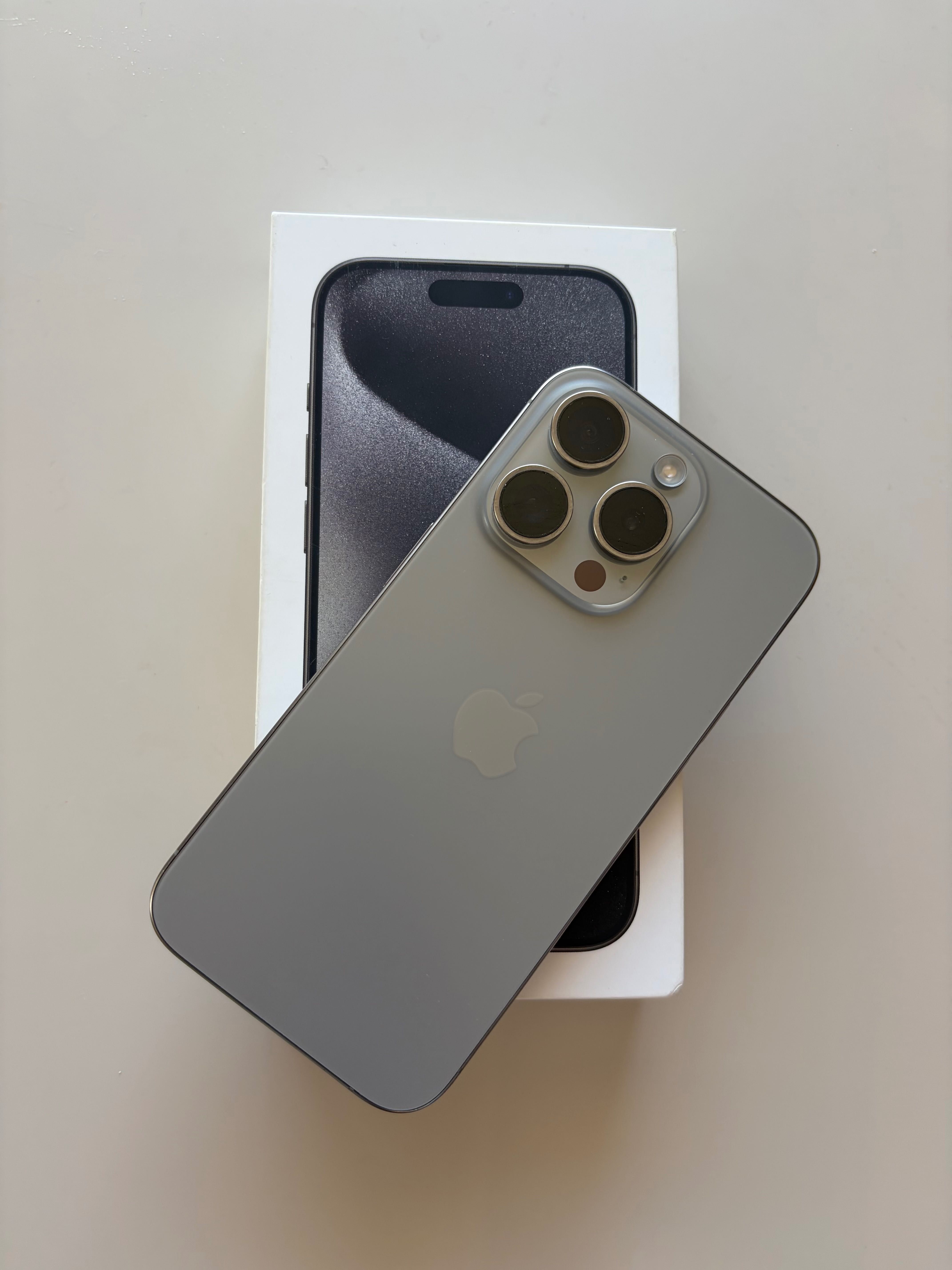 iPhone 15 Pro Titanium Grey 100% батерия