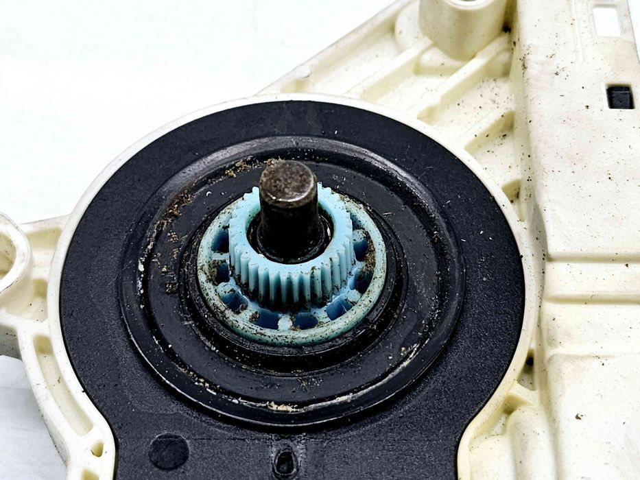 Motoras geam dreapta fata Audi A6 (4F2, C6) facelift [Fabr 2004-2010]