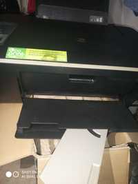 Продам принтер HP 2515