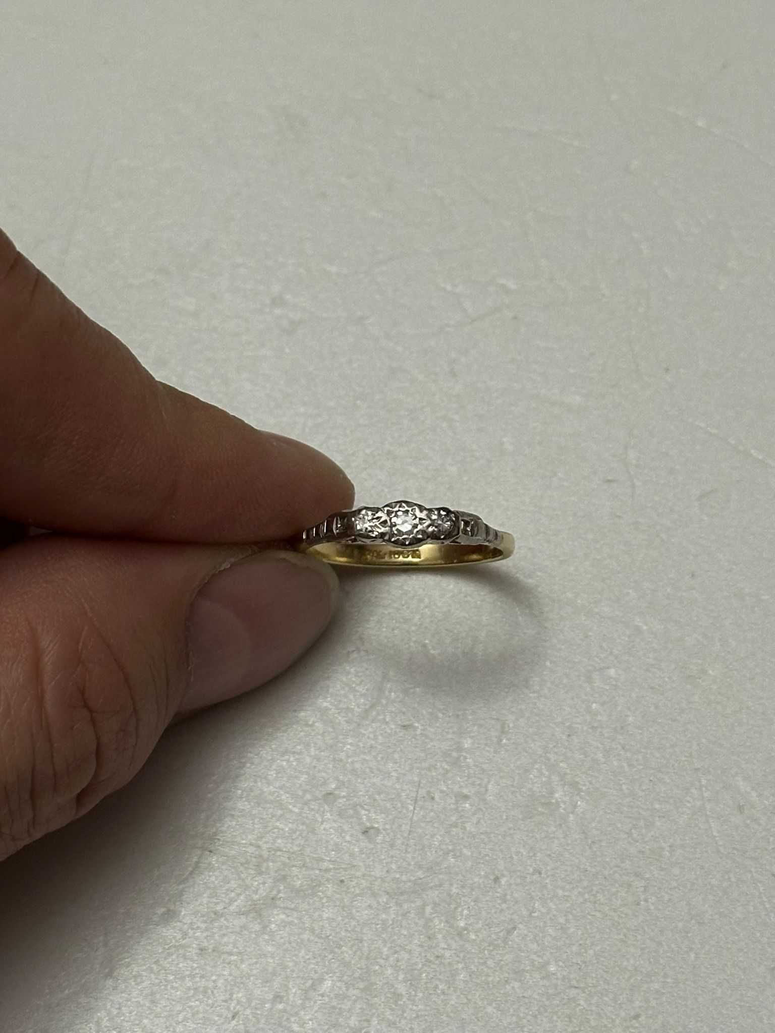 INEL AUR 18K + Platina + 3 Diamante = 0.09ct - Anglia - Vintage !