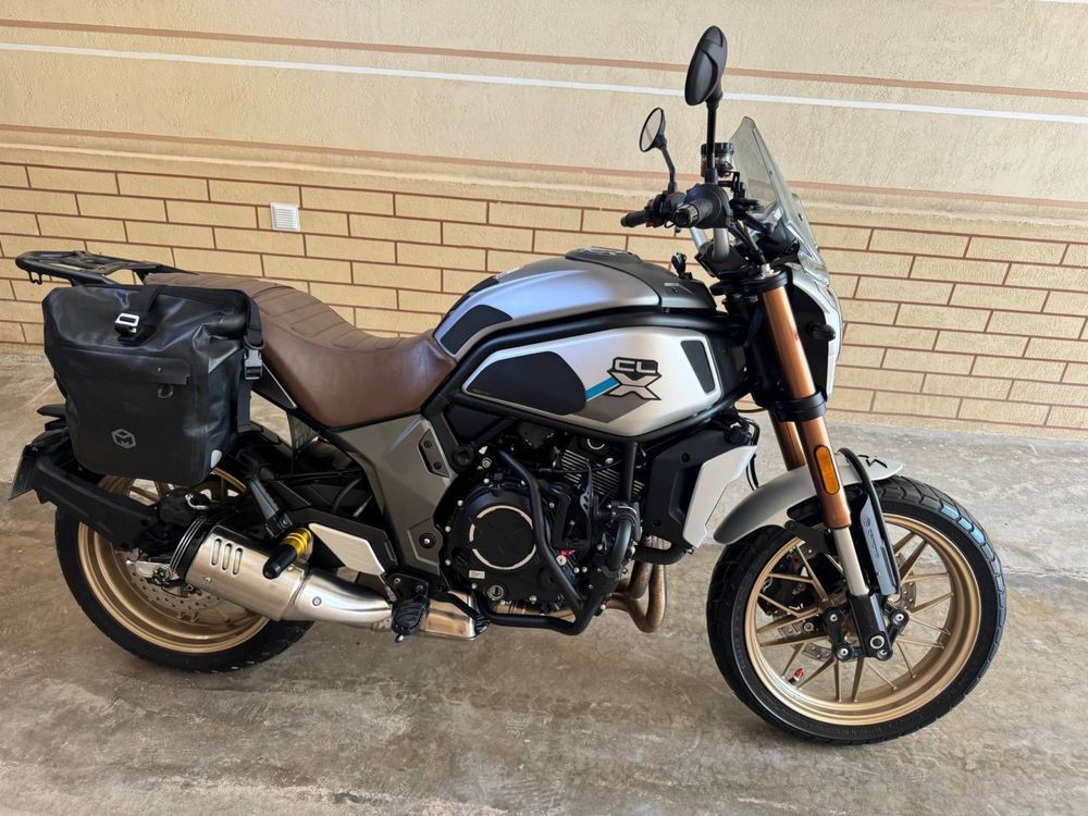 CfMOTO 700 CL-X Heritage