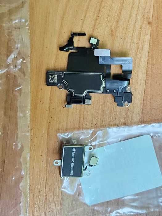 Piese iPhone 12 mini , difuzor casca mica cu banda flex taptic