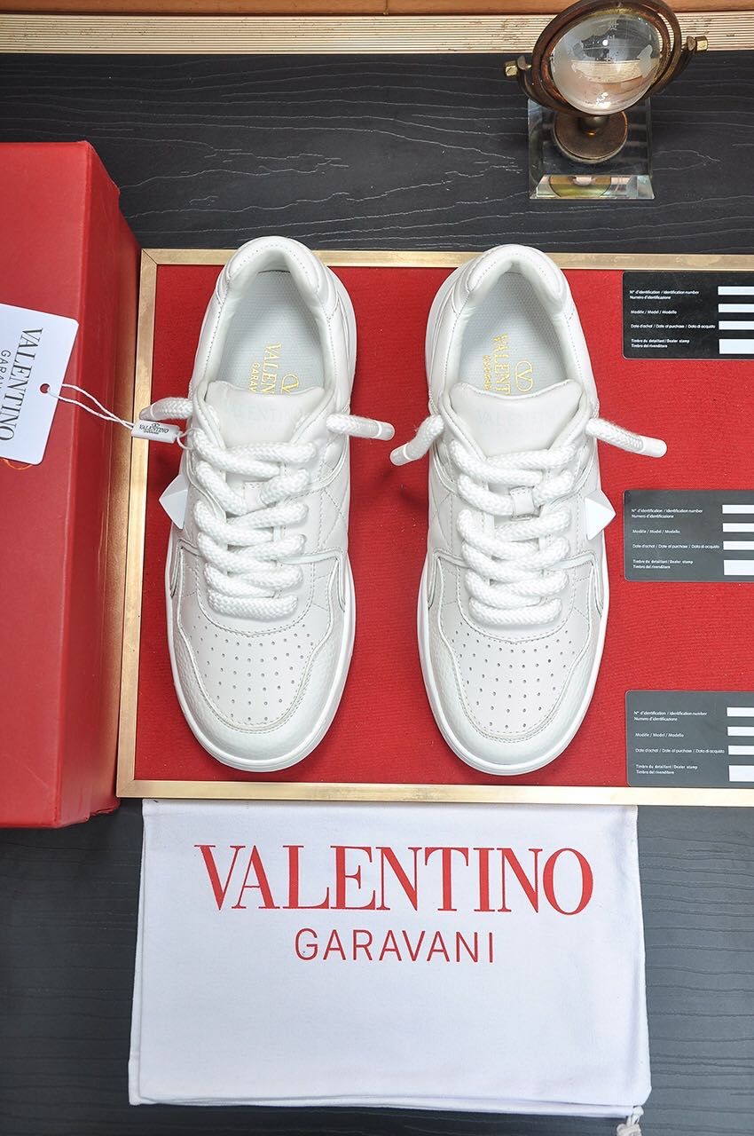 Papuci VALENTINO STUD XL, Calitate Premium, Icarus Brands