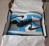 Air Jordan One Low UNC