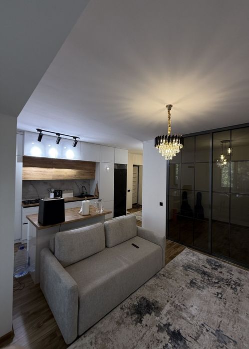 Kvartira продается 2в3/4/4 на Глинке