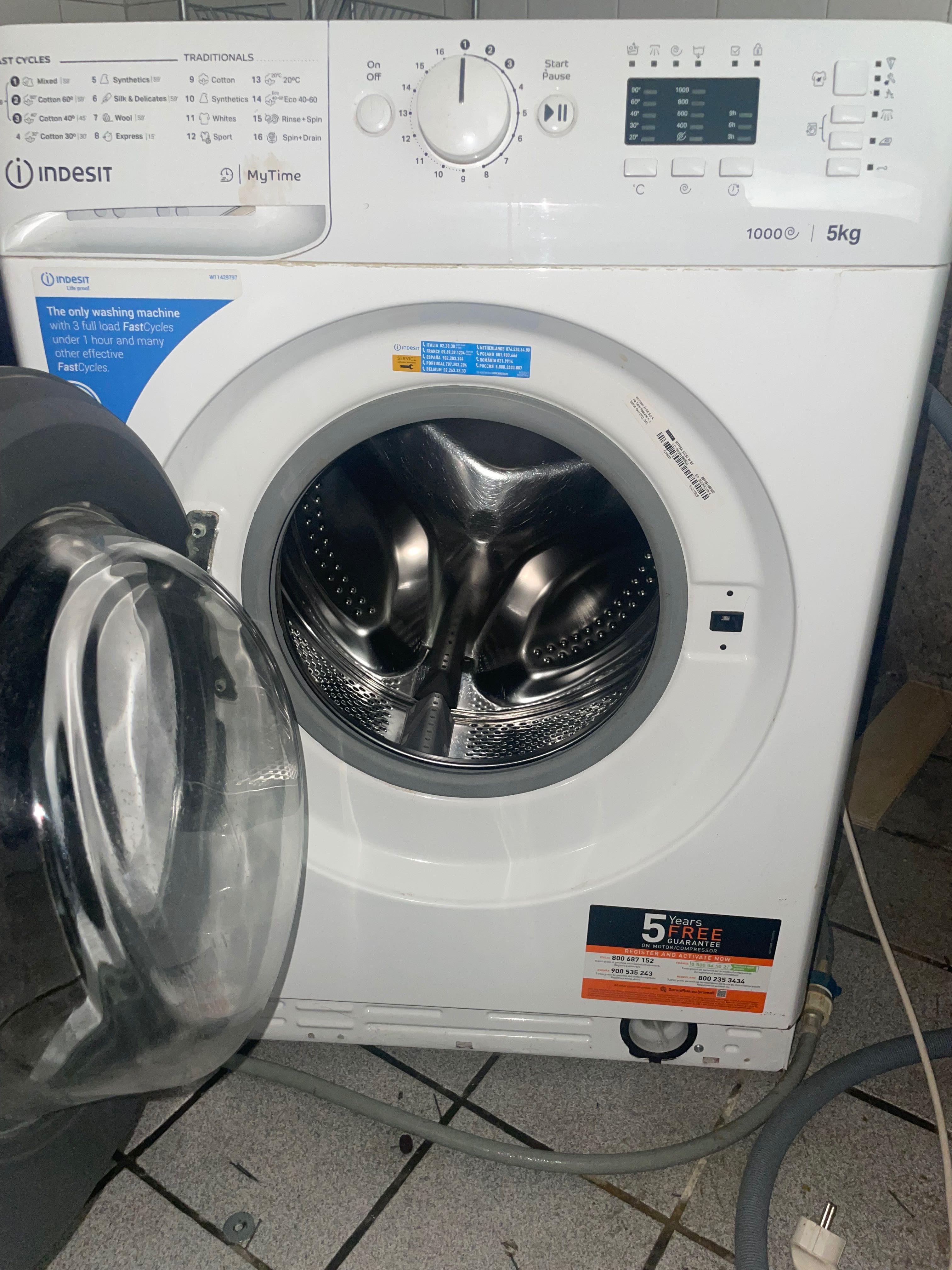 Пералня INDESIT 5kg