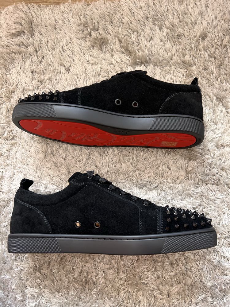 Christian Louboutin обувки