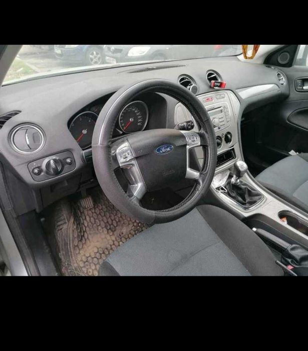Ford Mondeo pentru dezmembrari