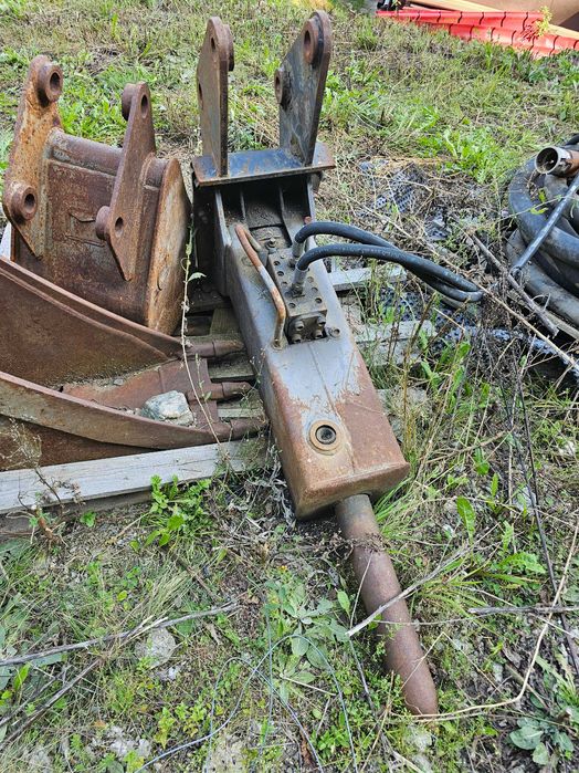 vand Buldoexcavator Terex 970, 3 cupe si pikon kurokawa