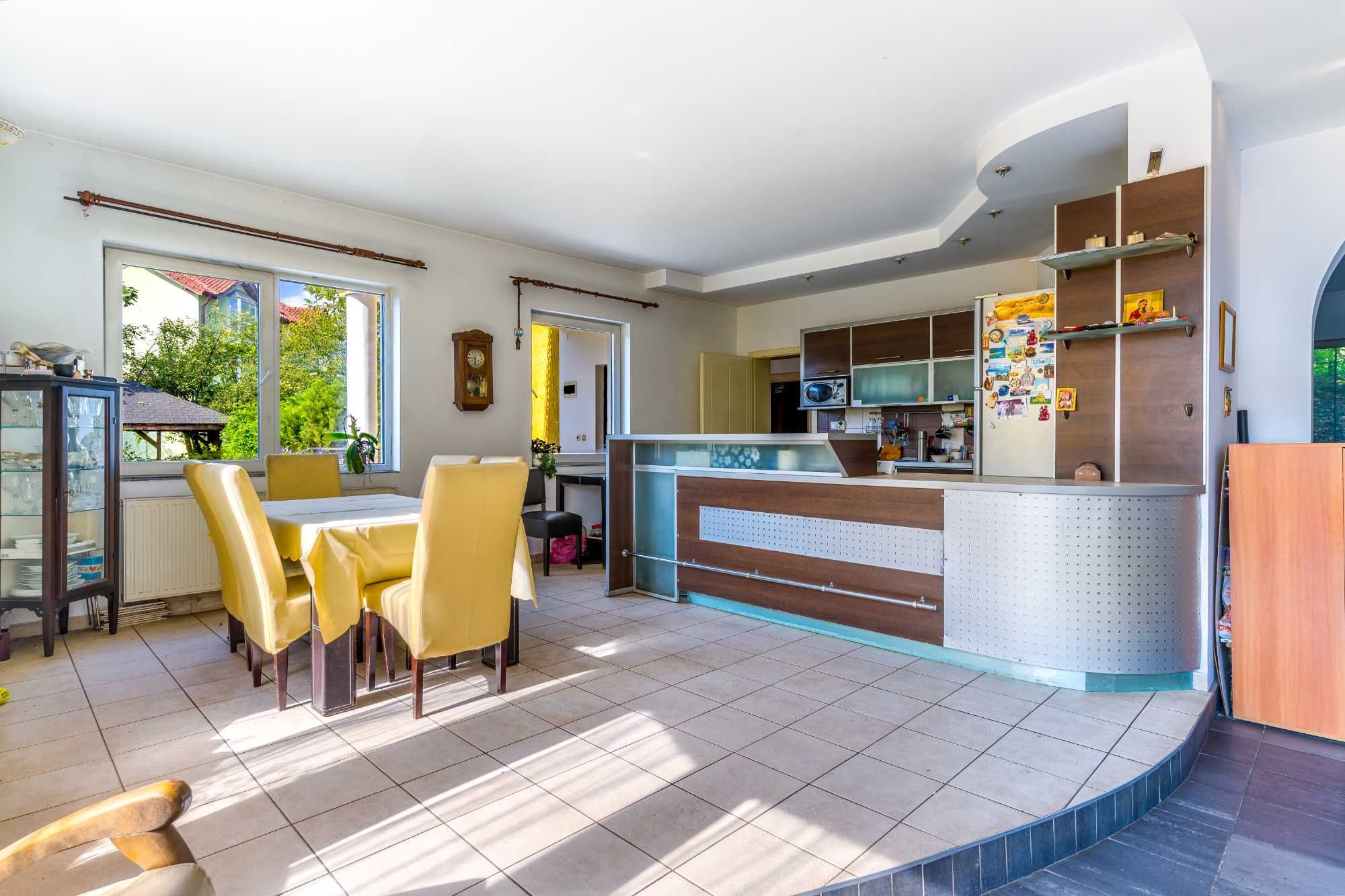 Vanzare, apartament in vila 150 mp,cu teren de 300mp , Grigorescu