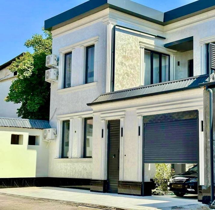 Продаётся евро Дом орентир Алайский.