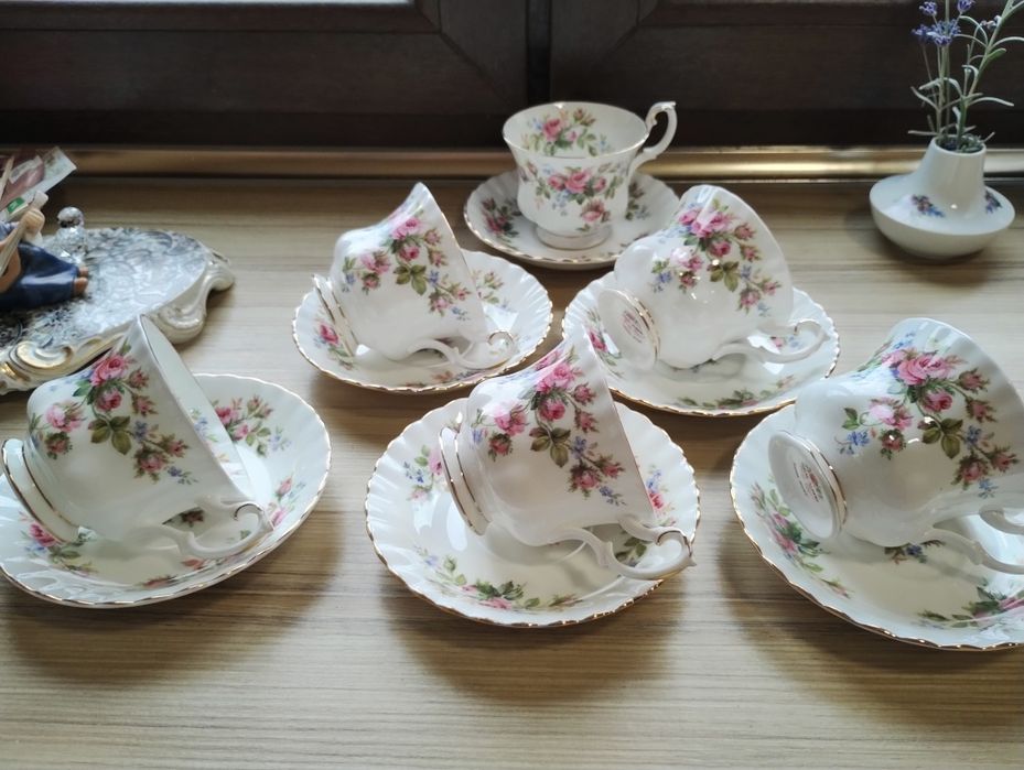 Royal Albert сервиз за чай