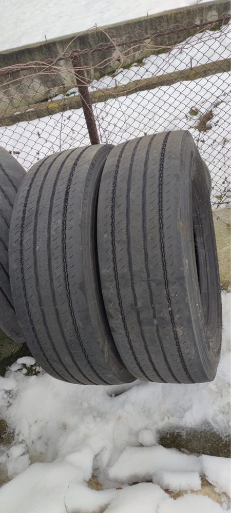 Cauciucuri motrica / directie 315/70/22.5 Bridgestone Continental