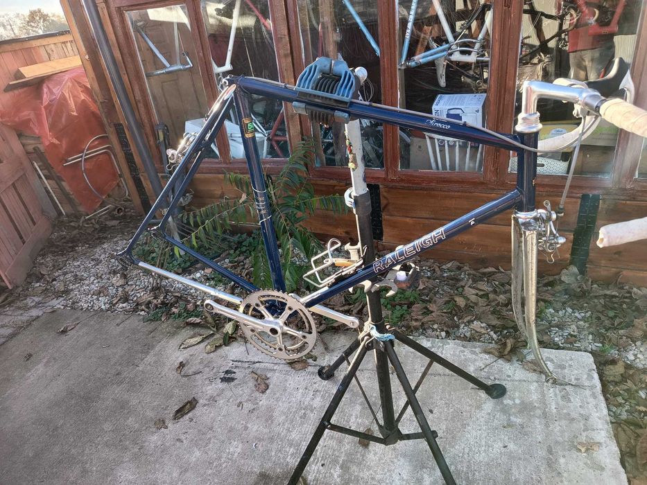 Cadru cursiera  spaniol/ englezesc si alte piese