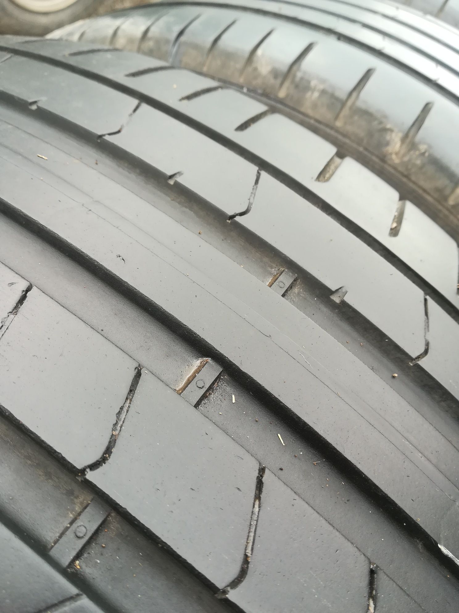 Pirelli P Zero 4бр.255/40/21 дот4218