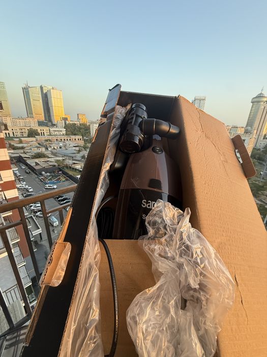 Пылисос ручной новый 800w