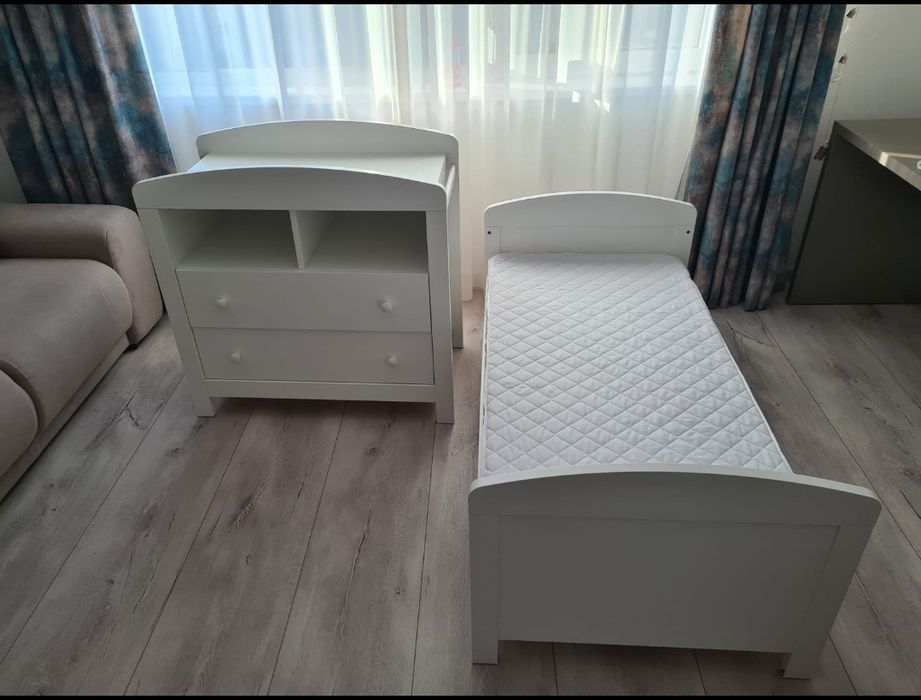 Masa schimb si patut (nou nascut pana la 7 ani) Mothercare