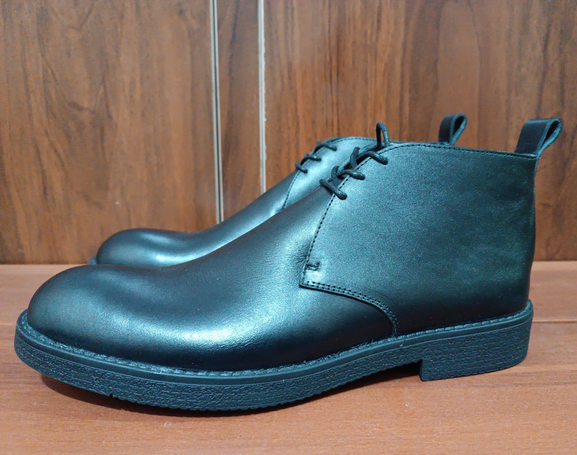 Leather Chukka boots