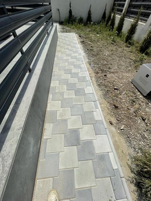 Pavaj, Transport, Montaj