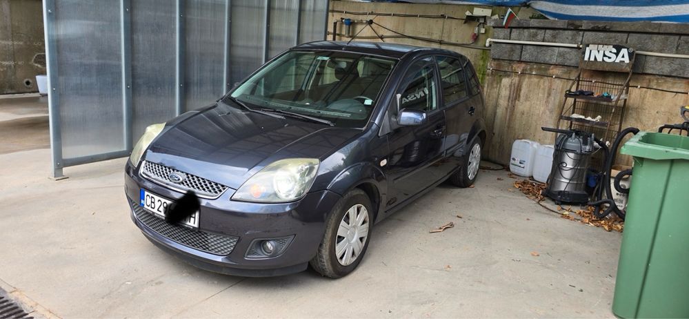 Продава форд фиеста автоматик 1.4