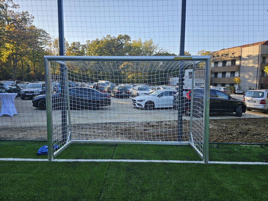 PORTI DE FOTBAL MOBILE din aluminiu dimensiunea  3X2X1 m /  3X2X1,5 m