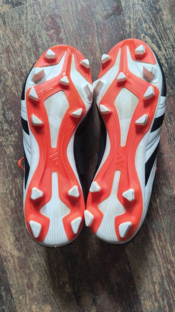 [ОРИГИНАЛНИ БУТОНКИ] Оригинални бутонки Adidas Predator!