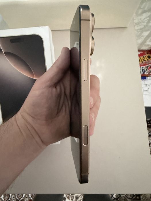 iPhone 16promax Disert titan, 256GB ,ёмкост 100%в идеальном состоянии