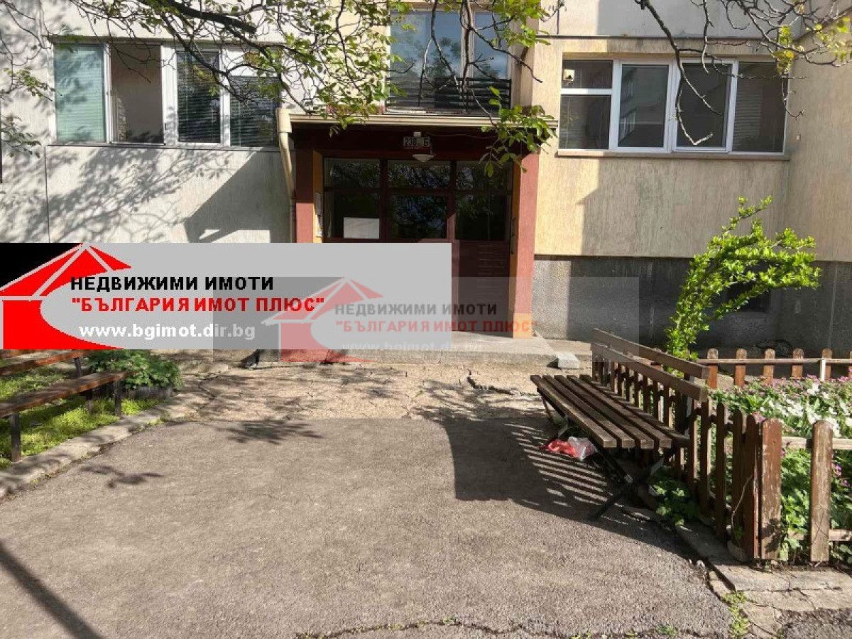 Продава 1-СТАЕН в град София, Люлин 2 - 42 кв.м / 71700 EUR