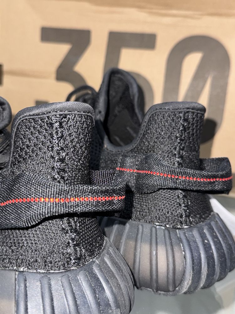 Yeezy Boost 350 v2 Black Red Bred [EU:44]
