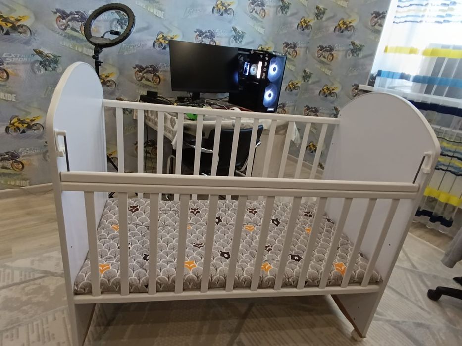 Детская кроватка , в отличном состоянии