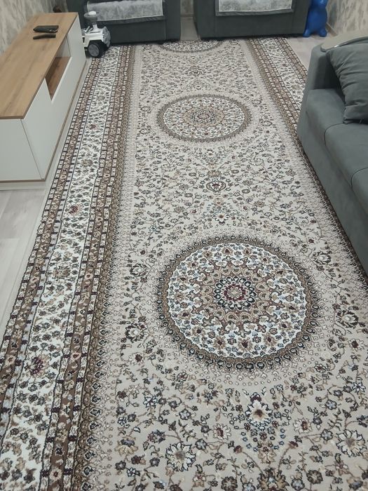 Продам ковёр в идеальном состоянии