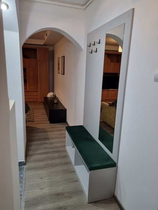 Închiriez apartament In regim hotelier Zonă Centrală,  ofer FACTURĂ
