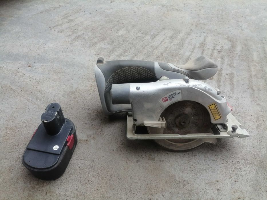 fierastrau circular cu acumulator