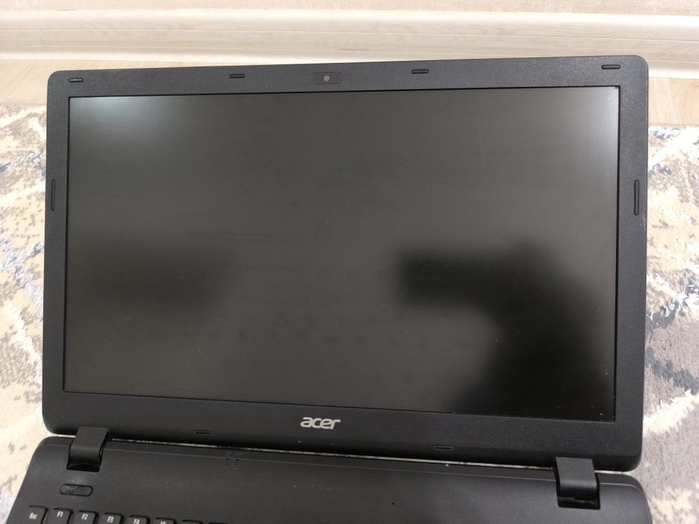 Noutbuk acer extenca 2519