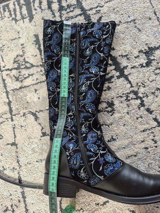 Cizme model deosebit