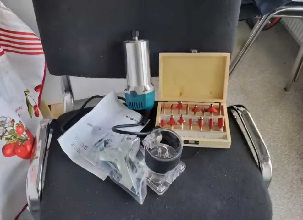 Електрическа Оберфреза 1/4 инча (6мм)