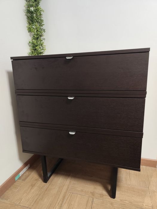 Comoda cu sertare 140x50x90