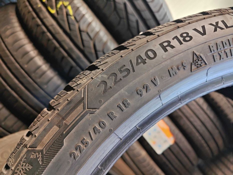 2бр.зимни гуми 225/40/18 Barum