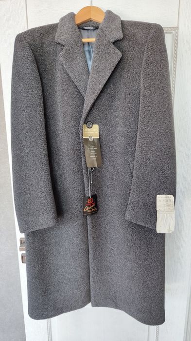 Пальто мужское зимнее