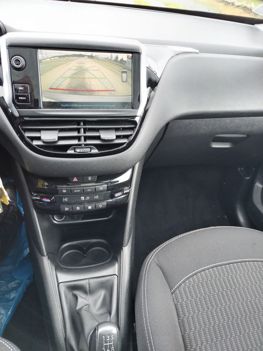 Peugeot 208/AN 2018/1.2 BENZINA 82 CP/EURO 6