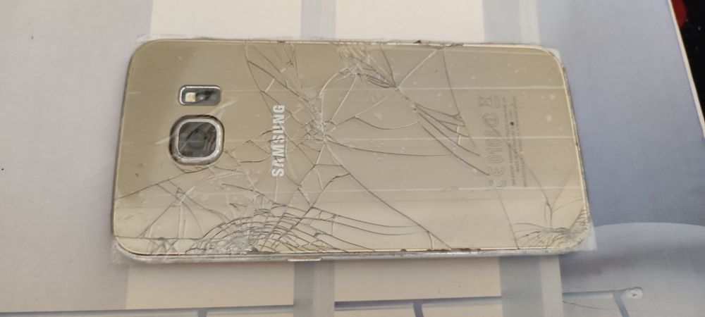 Samsung Galaxy S6 Edge Display Defect