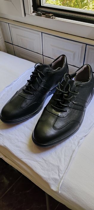 Pantofi Clarks Piele