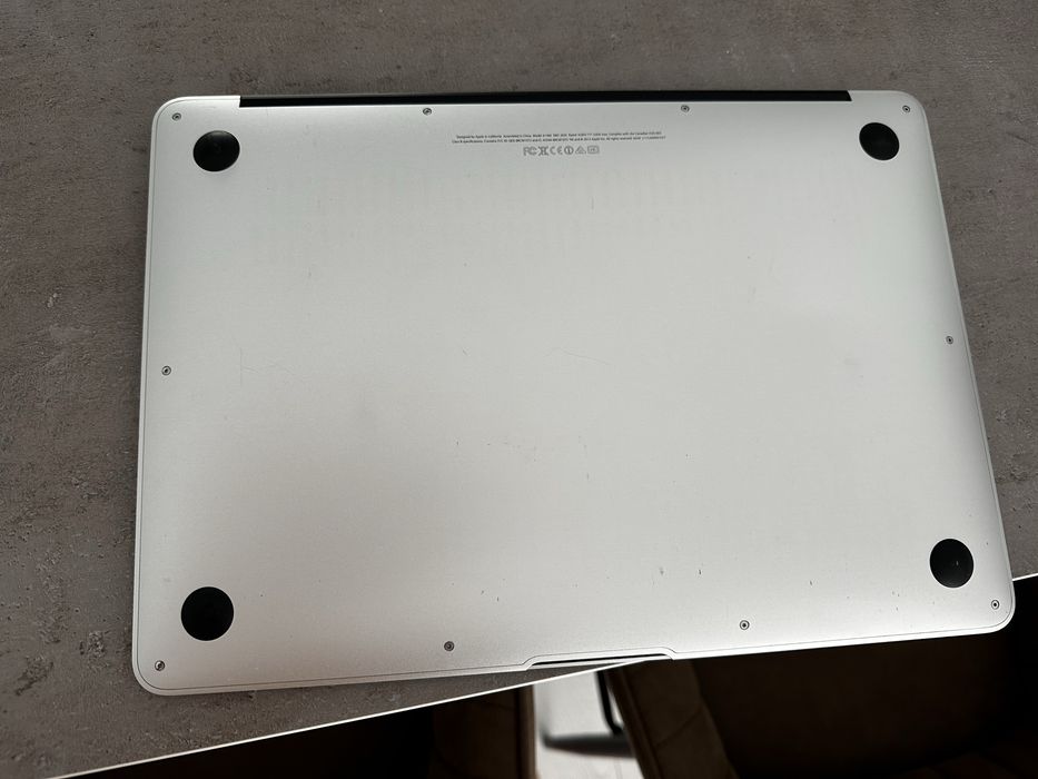 Apple Macbook air