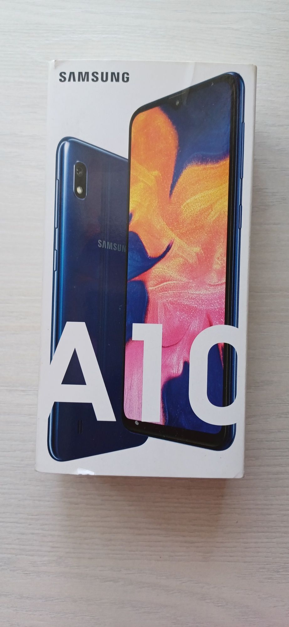 Самсунг А10 продам