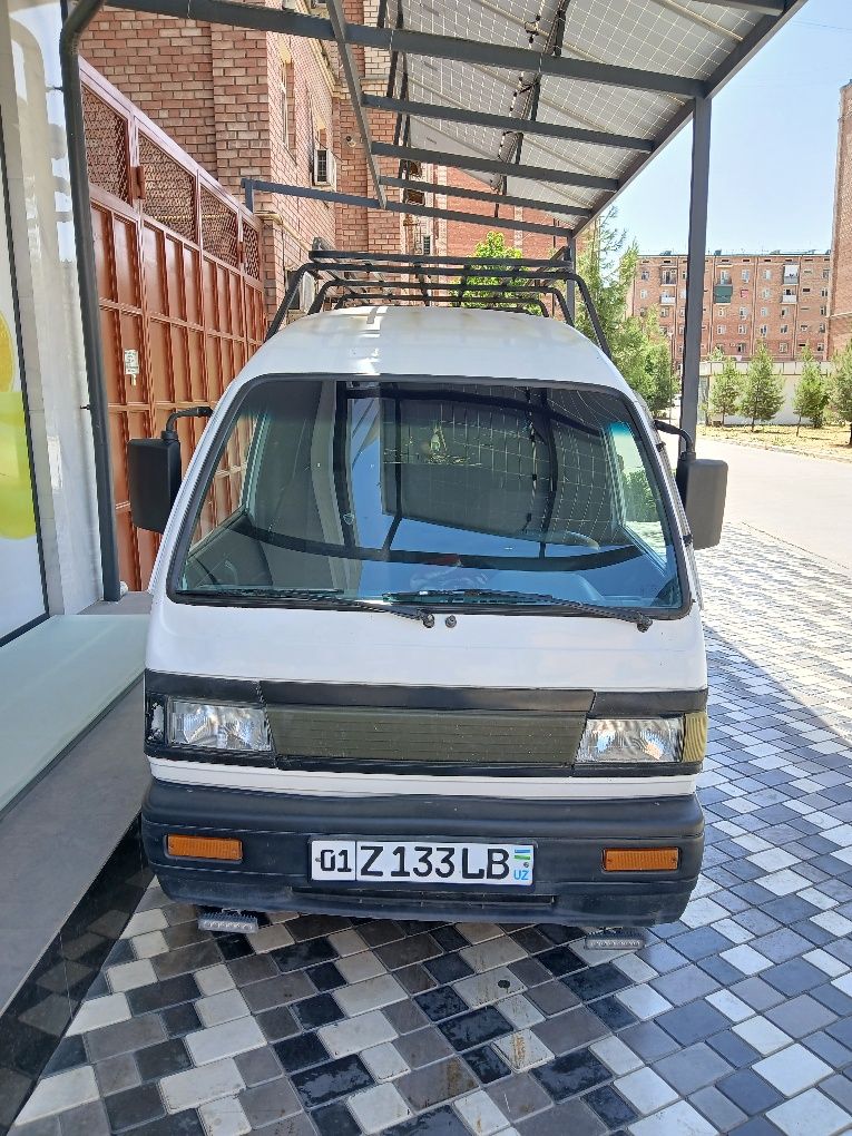 Suroshni 1 pozitsiya Damas sotiladi.