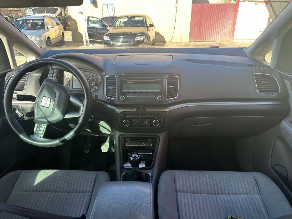 Seat Alhambra 2011